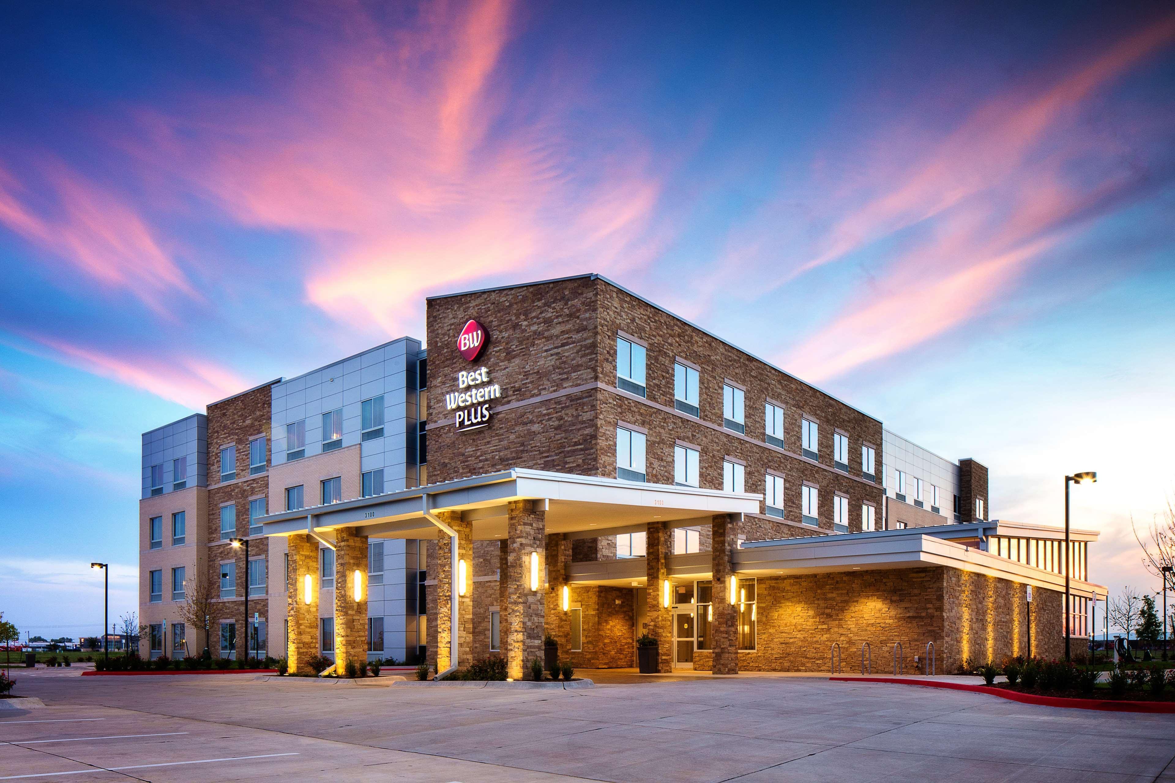 Best Western Plus Norman Exterior foto